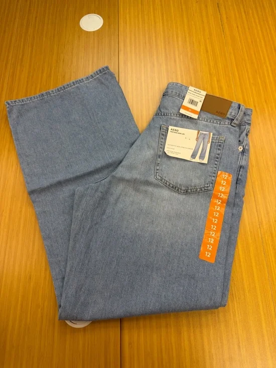 Aeropostale Women's High Rise Wide Leg Jean Size 12 Medium Wash - Picture 1 of 10